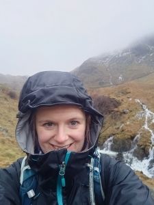 GEMMA’S POIGNANT TREK IN AID OF ALZHEIMER’S SOCIETY - Kentdale Vets